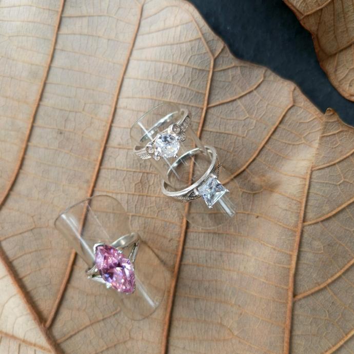 Anillos con circones